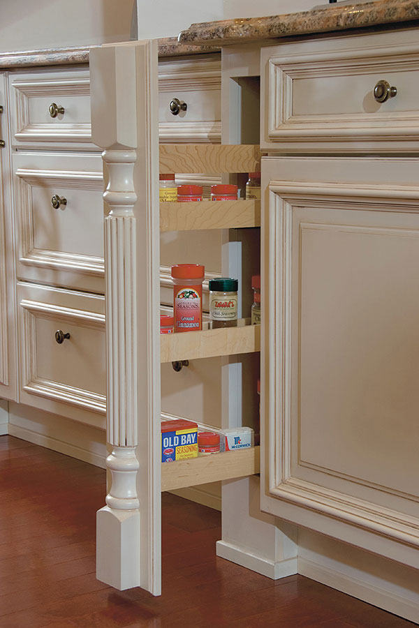 Column Spice Cabinet Pull Out With Split Turning Omega