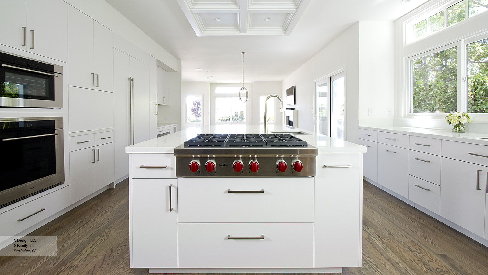 White Kitchen With Modern Cabinets Omega Cabinetry