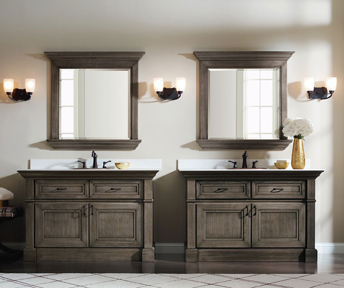 Casual Quartersawn Oak Bathroom Cabinets in Brushed Finish