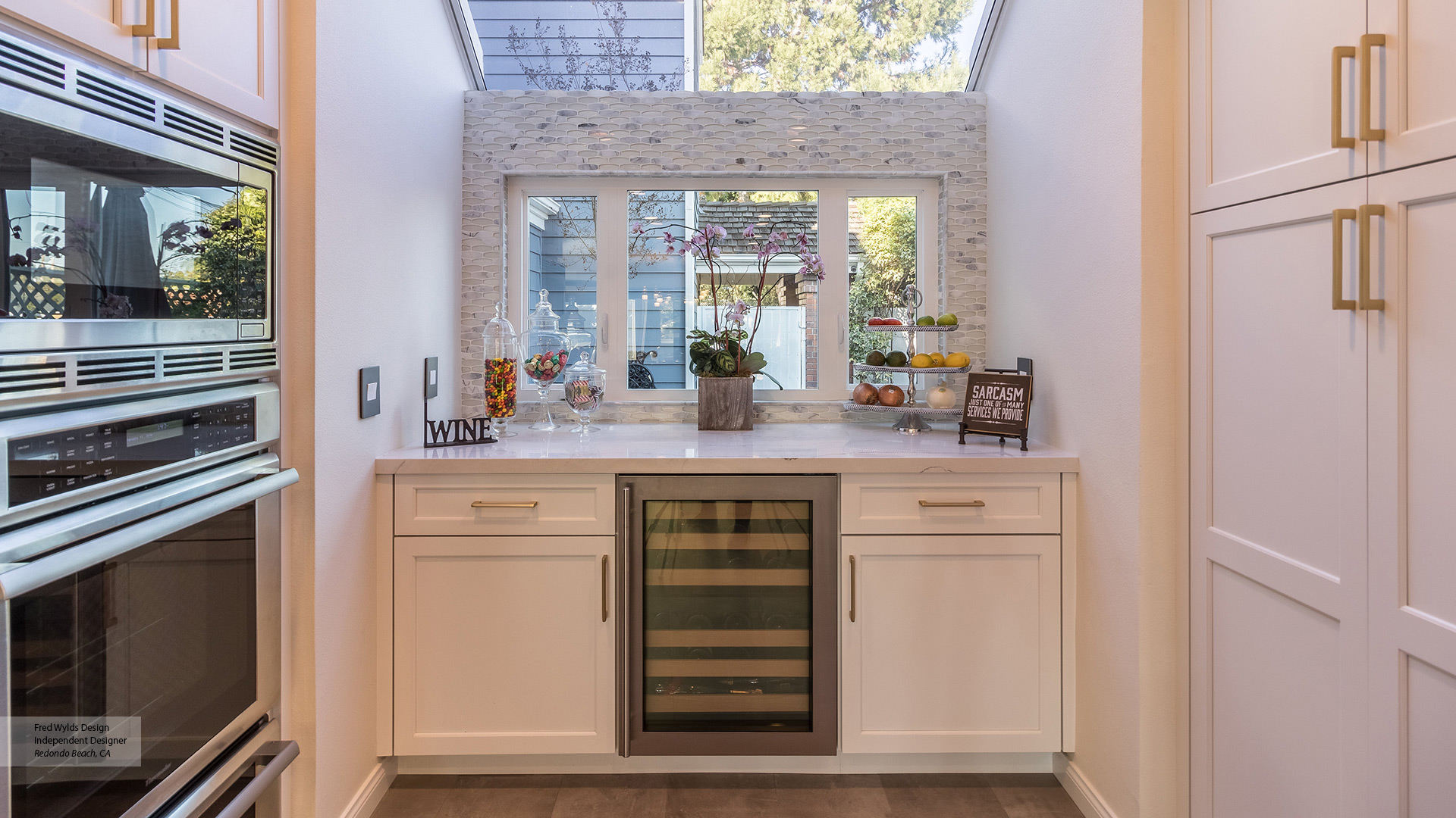 Maple Kitchen in Pearl Finish Omega