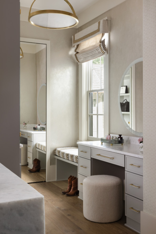 omega-whole-home-bathroom-makeup-vanity