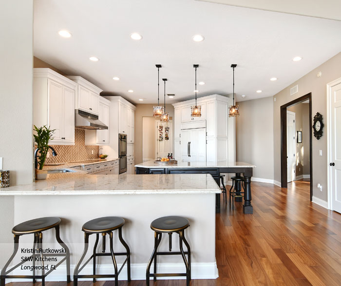 Anson white glazed kitchen cabinets in Pearl with Amaretto Glaze